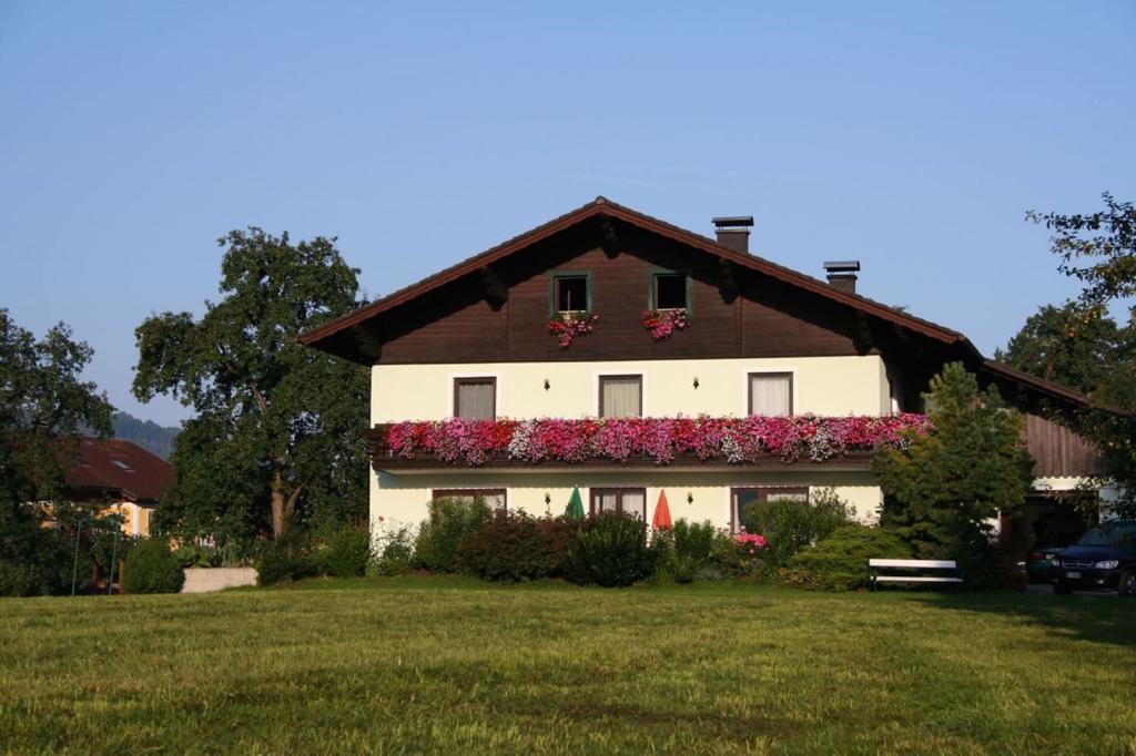 Ferienwohnungen Grabnerbauer Mondsee Cameră foto